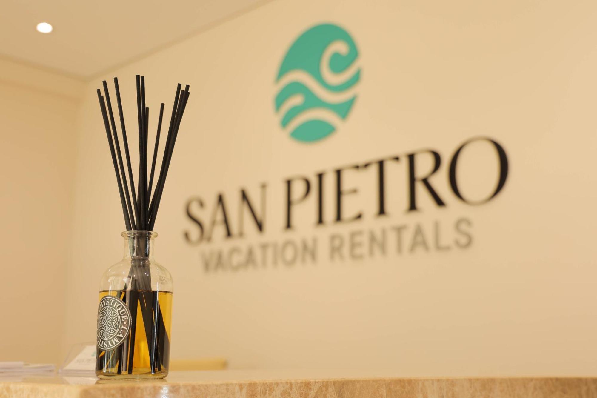 Sanpietro Vacation Rentals Plazhi San Pietro Kültér fotó