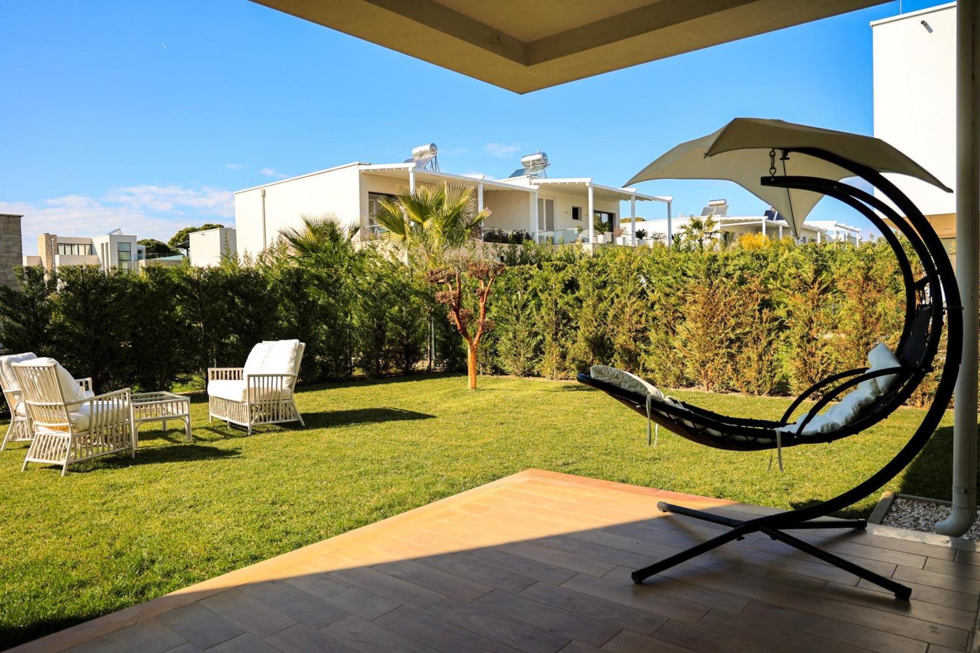 Sanpietro Vacation Rentals Plazhi San Pietro Kültér fotó