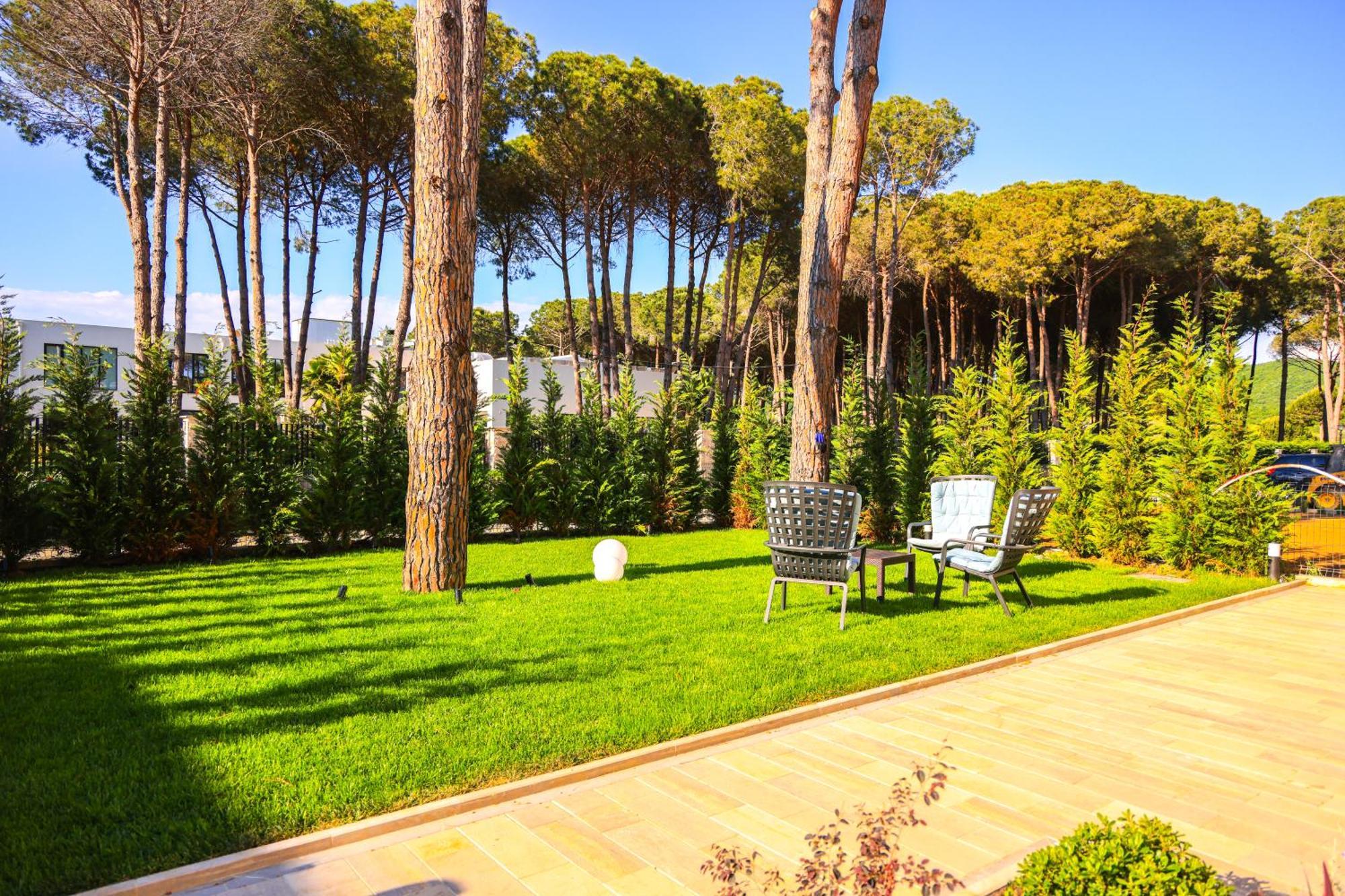 Sanpietro Vacation Rentals Plazhi San Pietro Kültér fotó